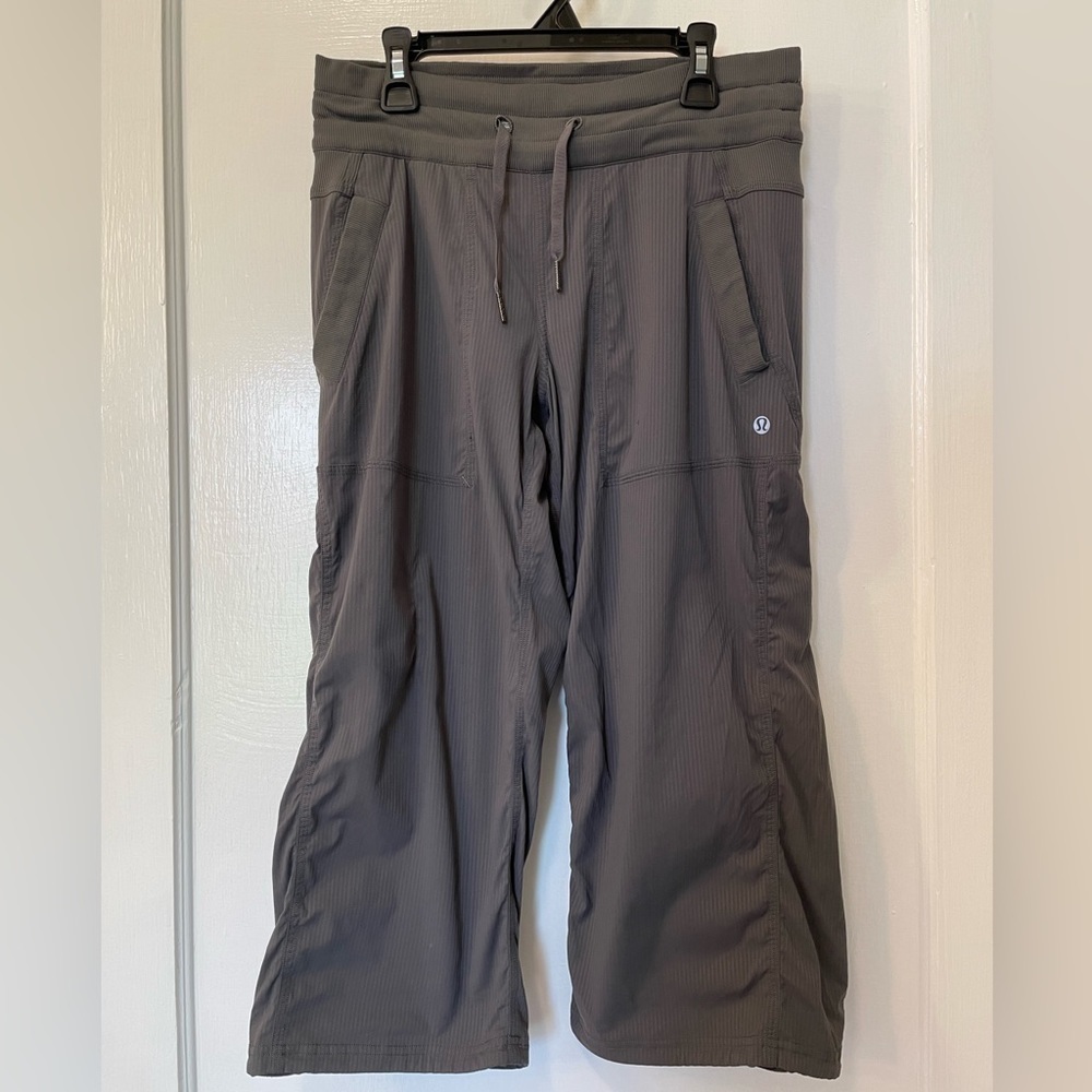 Lululemon Studio Crop No Liner Soot Light